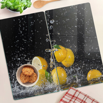 Tabla para cortar Limones en agua