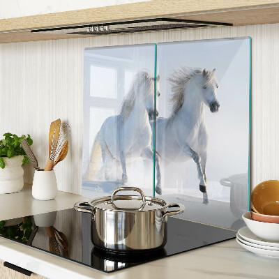 Tabla de cortar de cristal Dos caballos blancos galopando locamente