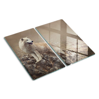 Tabla para cortar Lobo en una montaña rocosa