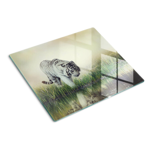 Tabla para cortar Tigre en la hierba
