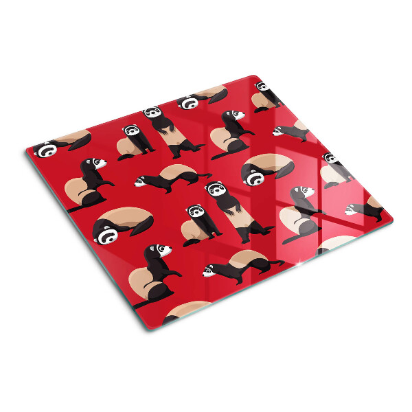 Tabla para cortar Hurones sobre un fondo rojo