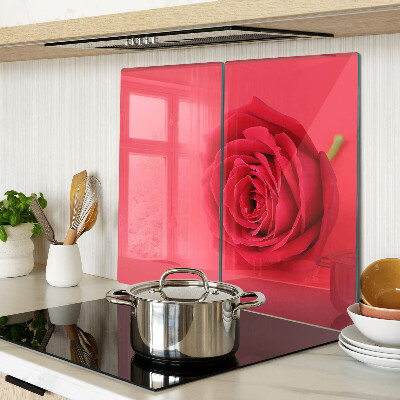 Tabla de cortar de cristal Rosa roja en el fondo