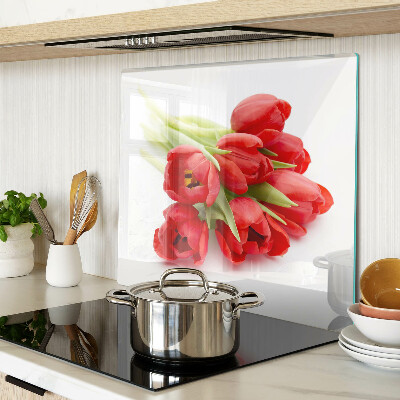 Tabla para cortar Tulipanes rojos sobre fondo blanco