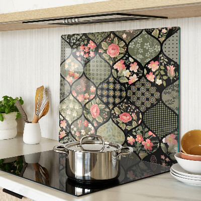 Tabla de cortar de cristal Patchwork floral con patrones geométricos
