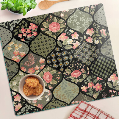Tabla de cortar de cristal Patchwork floral con patrones geométricos