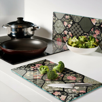 Tabla de cortar de cristal Patchwork floral con patrones geométricos