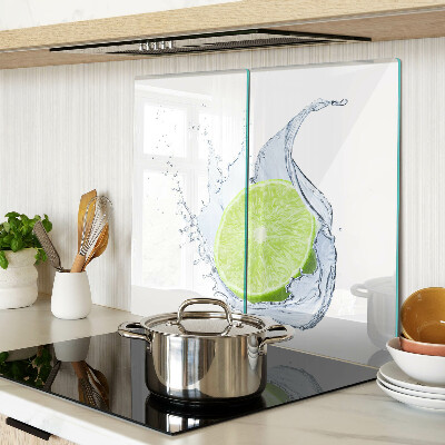 Tabla para cortar Limón en agua