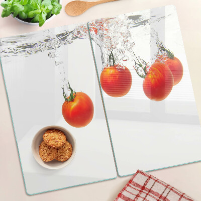 Tabla para cortar Tomates en agua