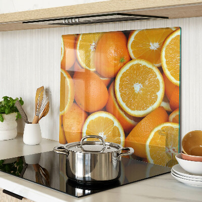 Tabla de cortar de cristal naranjas en rodajas