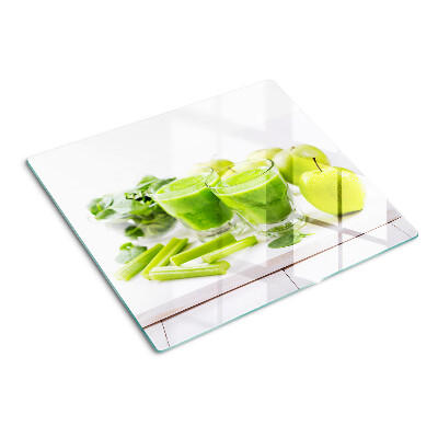 Tabla para cortar Batido verde e ingredientes frescos