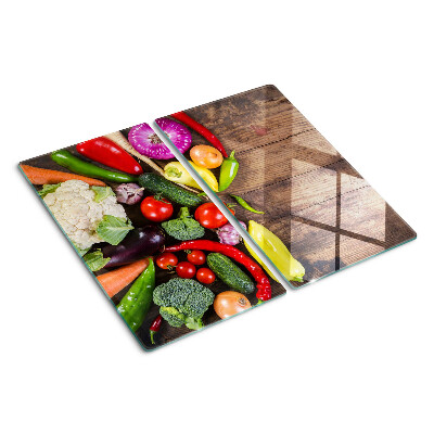 Tabla para cortar Verduras sobre un fondo de madera