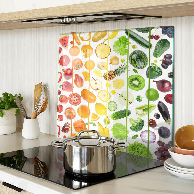 Tabla para cortar Frutas y verduras en colores del arco iris.