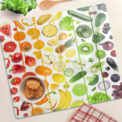 Tabla para cortar Frutas y verduras en colores del arco iris.