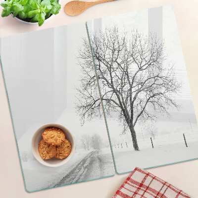 Tabla para cortar Paisaje invernal vacío con un árbol