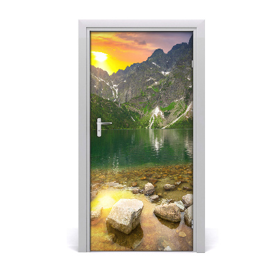 Vinilo para puerta Lago morskie oko monte tatras
