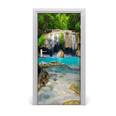 Vinilo para puerta Salto de agua en la jungla