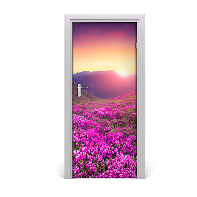 Vinilo para puerta Montaña rododendro