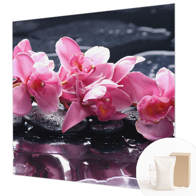 Papel mural texturado decorativo con un motivo floral elegante