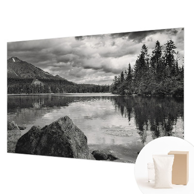 Mural decorativo con un panorama de montaña