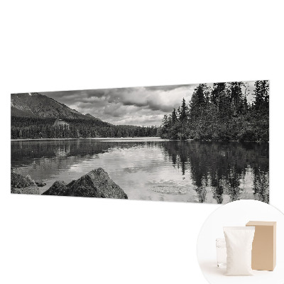 Mural decorativo con un panorama de montaña