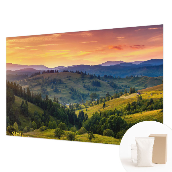 Papel mural con patrón decorativo con un paisaje de montaña