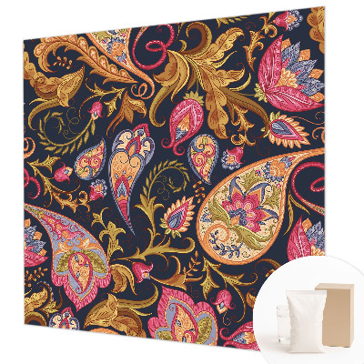 Mural decorativo con diseño paisley colorido