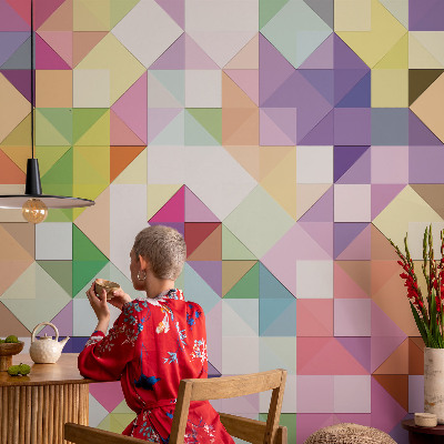Mural decorativo con formas coloridas