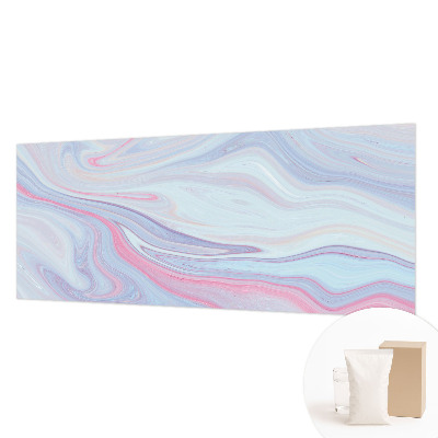 Mural decorativo con un motivo de remolino en tonos pastel