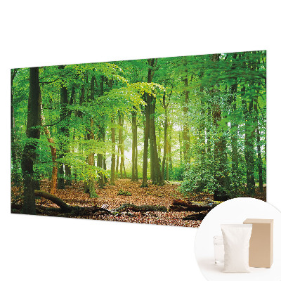 Papel mural con patrón decorativo con diseño de bosque en tonos verdes