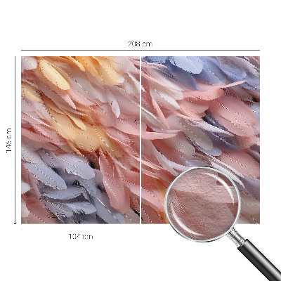 Mural decorativo con un diseño de plumas en tonos pastel