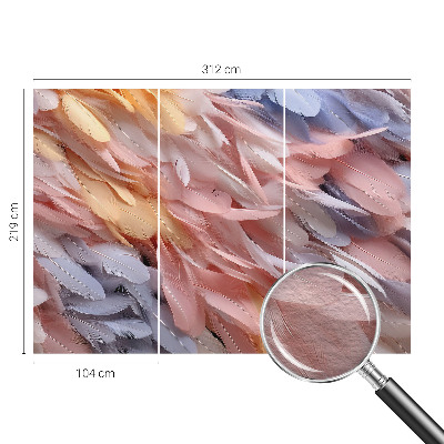 Mural decorativo con un diseño de plumas en tonos pastel