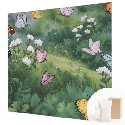 Mural decorativo con diseño de mariposas en el prado