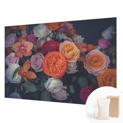 Papel mural con patrón decorativo con un motivo de ramo colorido