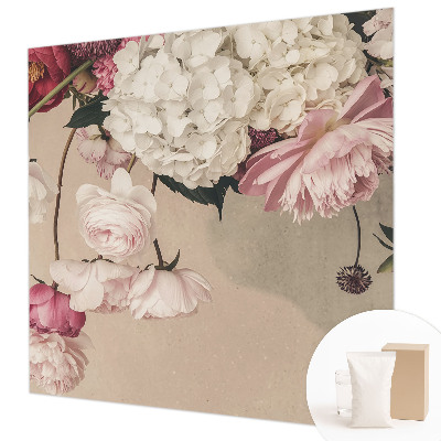 Papel mural con patrón decorativo con un diseño de flores románticas