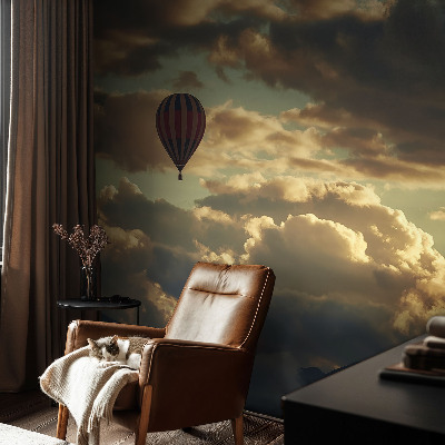 Mural de pared con estampado hermoso con el diseño de un globo entre nubes