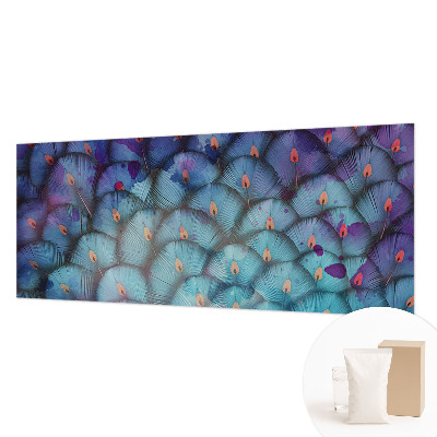 Mural decorativo con diseño de plumas coloridas