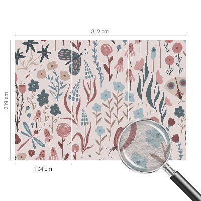 Papel mural texturado decorativo con diseño de flores y pequeños insectos