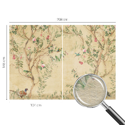 Mural decorativo con detalles florales
