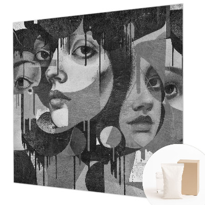 Mural decorativo con un diseño de rostros de mujeres