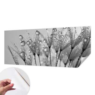 Papel mural con patrón decorativo con acabado que resalta una delicadeza húmeda