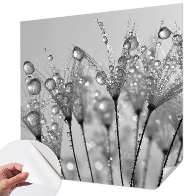 Papel mural con patrón decorativo con acabado que resalta una delicadeza húmeda