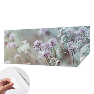 Papel mural texturado decorativo con motivo de flores silvestres