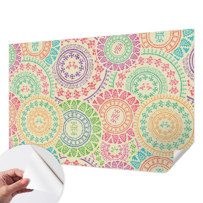 Papel mural texturado decorativo con motivos de mandalas coloridos