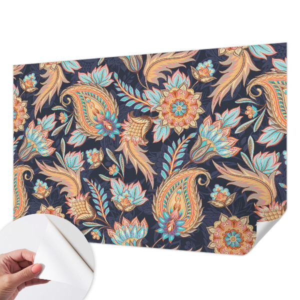 Papel mural con patrón decorativo estampado floral