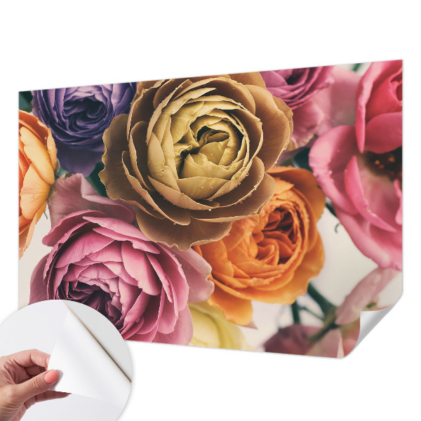 Papel mural con patrón decorativo con motivo de rosas coloridas