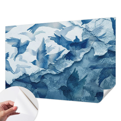 Papel mural texturado decorativo con un motivo de aves dinámicas