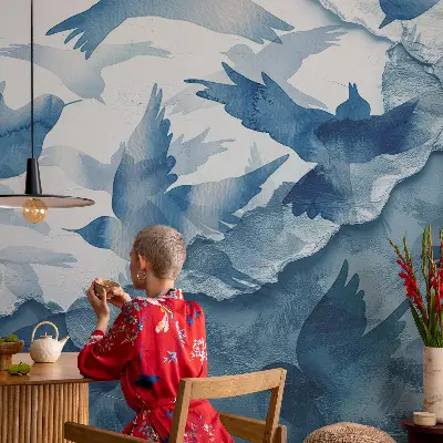 Papel mural texturado decorativo con un motivo de aves dinámicas