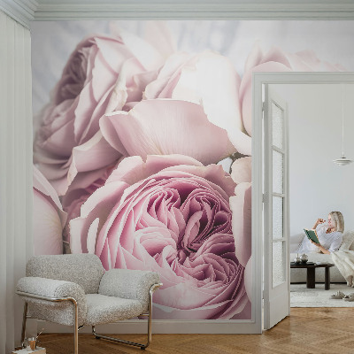 Papel mural con patrón decorativo rosas rosadas