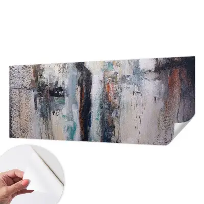 Papel mural con patrón decorativo con una figura misteriosa