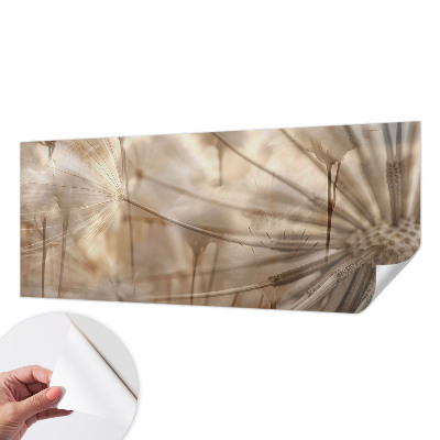 Papel mural texturado decorativo con un motivo sutil de dientes de león